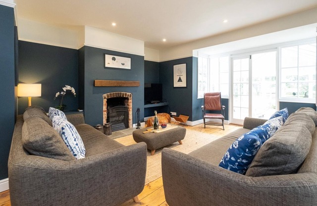 Pinewood - sleeps 8 guests in 4 bedrooms