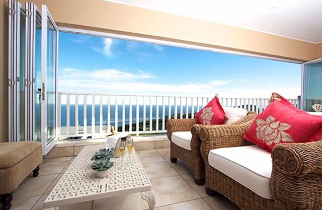 Pinnacle Point Beach and Golf Resort