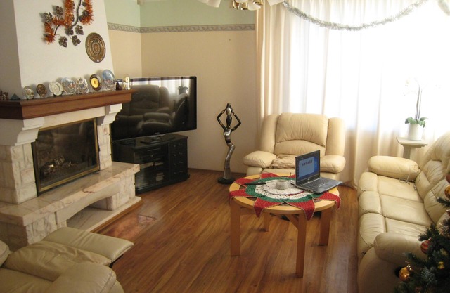 Pirita Villa, 3 bedroom and sauna.