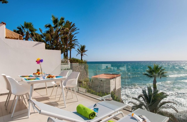 Playa del Aguila II by VillaGranCanaria