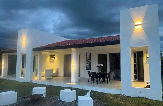 Pleasant country house with pool!