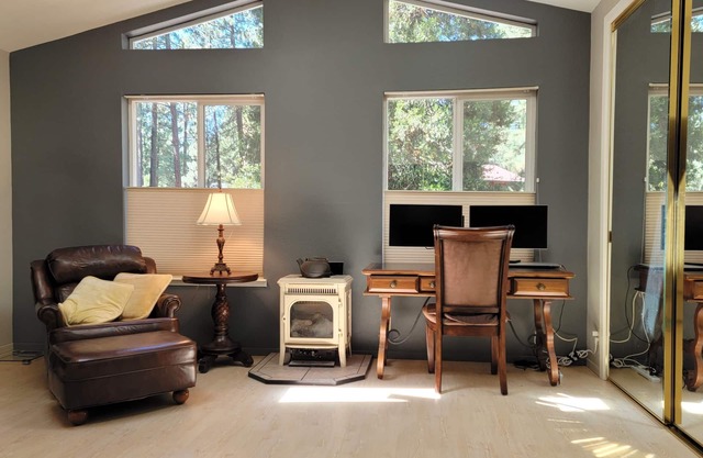 Plumas Pines 2/2 + bonus room- Fireplace-Spa Tub - Remote Work- Weekly Discount