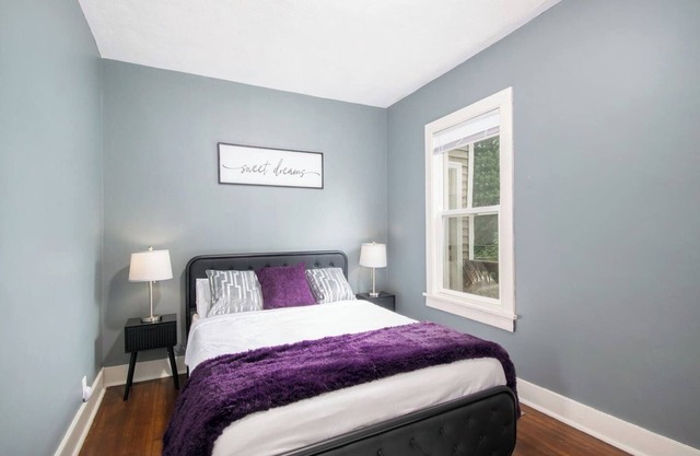 Plush & Cozy Retreat Private FreeParking