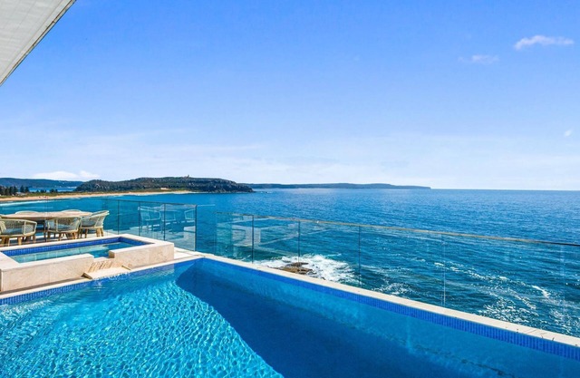 POINT BREAK by Palm Beach Holiday Rentals