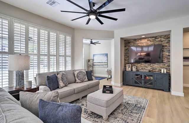 Pool Access: Mtn-View Palm Desert Home!