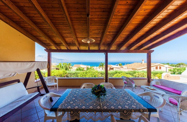 Pool, by the sea, sea view
