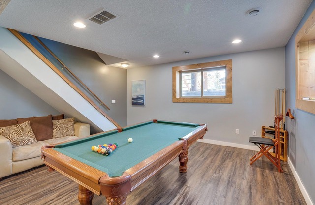 Pool, Lake & Golf Access: Pine Lake Cabin w/AC!