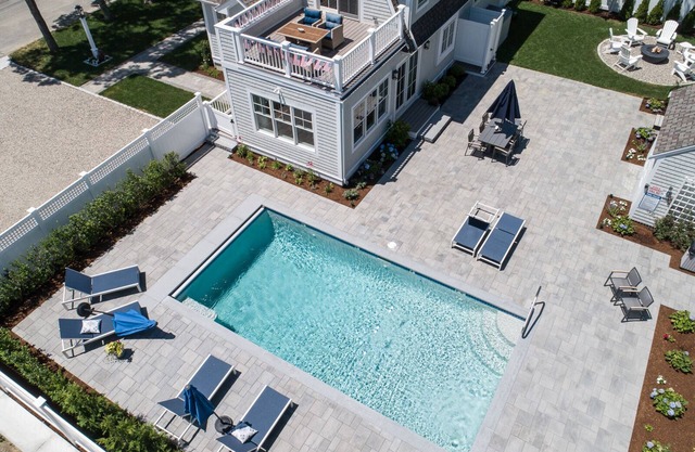 Popponesset, Exclusive, 3-Bdrm, 4-Bths, Sleeps 6, pool, hot tub, firepit, & A/C