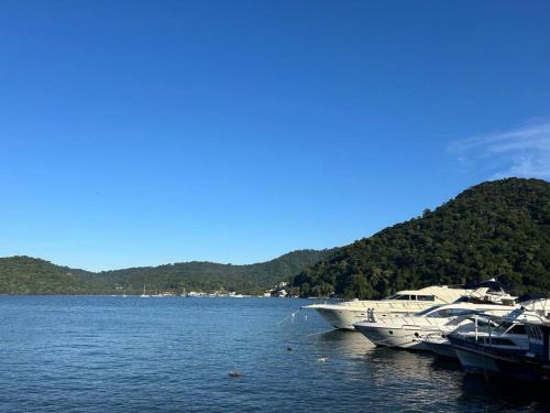 Porto Marina Itacuruca, Condomínio Baleares