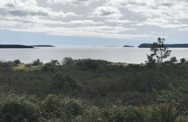 Portside on Holmes Bay with ever-changing panoramic vistas of the Bold Coast.