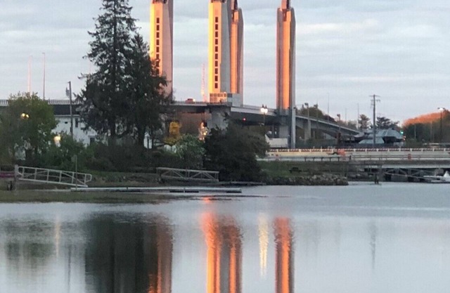 Portsmouth Downtown With A View And Bring Your Dog Too!