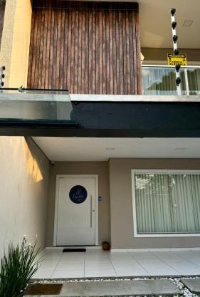 POUSADA DONATELLA Modernidade e conforto para noites tranquilas