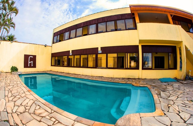 Pousada e Restaurante H Guarujá