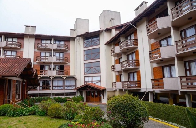 Pousada na Rua Torta, 2 bedrooms, swimming pool, fireplace, with free parking