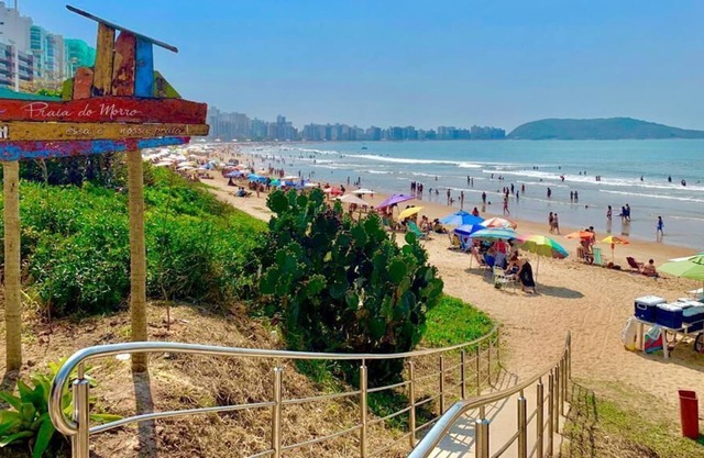 Praia do Morro - Our Corner in Guarapari