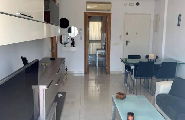 Precioso Apartamento con Ático en Residencial