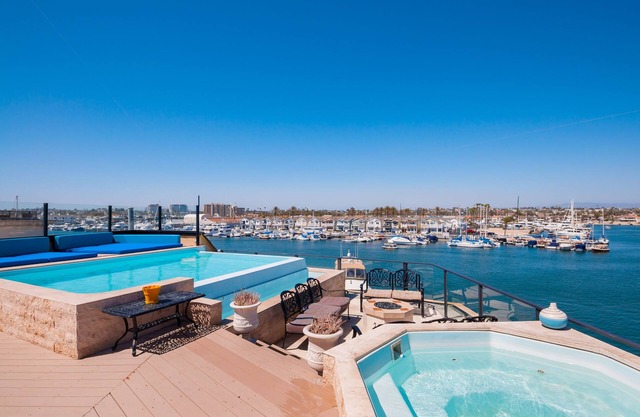 Premier Bay Front & Beach Front Home with Amazing Views