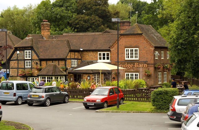 Premier Inn Woking West - A324