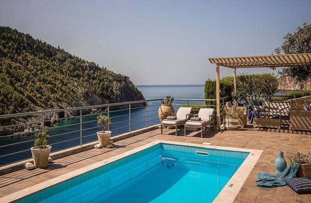 Premium Kefalonia Villa | Villa Hevlaska | 2 Bedrooms | Seafornt | Spectacular.