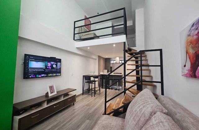 Premium Loft: Comfortable and Modern