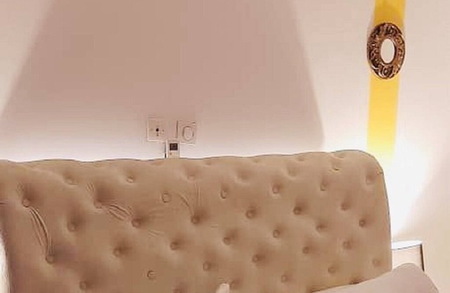 Pretty 2 Rooms in Cocody Angre