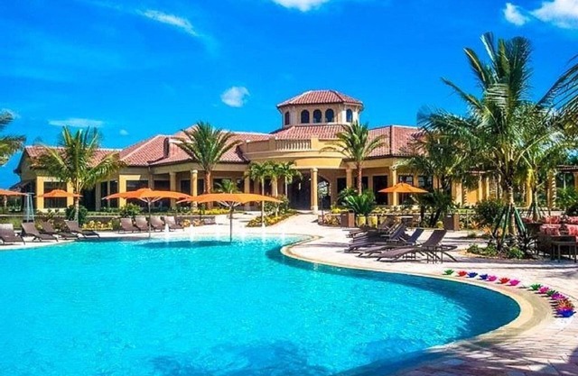 PRICE DROP! Save your money for the holidays and a vacation at Treviso Bay!