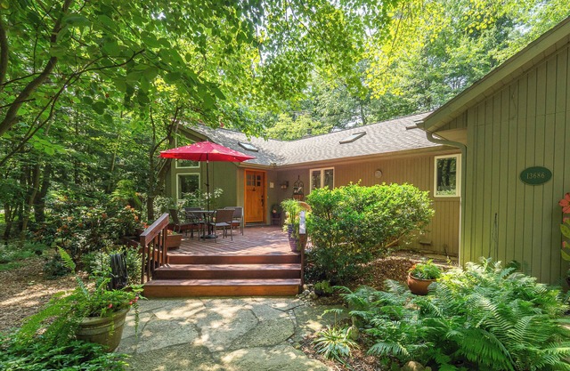 Prime summer week left in August, the 16th to the 23rd! The lake is still nice!