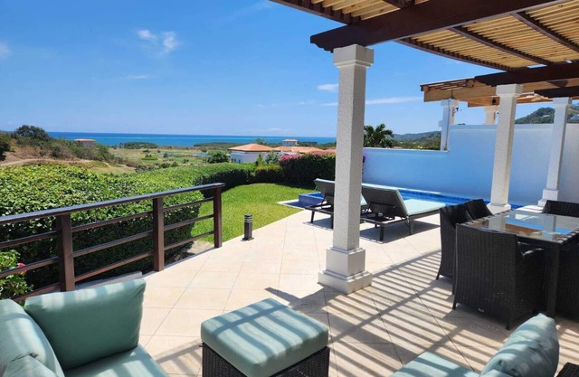 Pristine Bay Golf Club Upscale 2 bedroom sea view villa