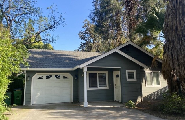 Private 2b/1b house close to Enloe hospital and <1 mile from downtown