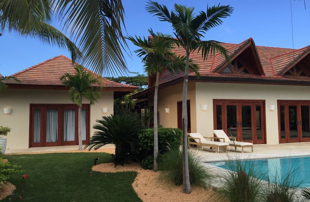 Private and Luxurious Villa