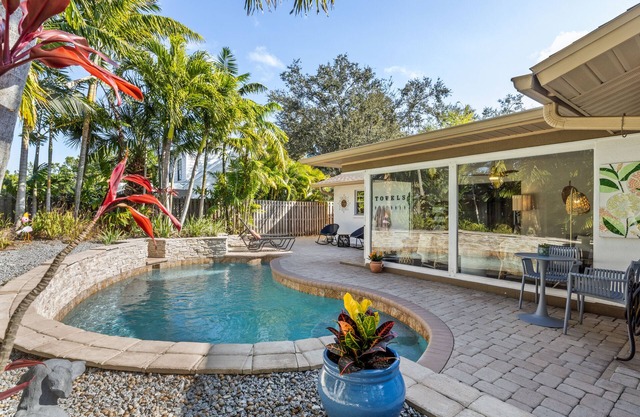 Private Backyard w/Heated Pool Near Anna Maria Island & Siesta Key Beaches!