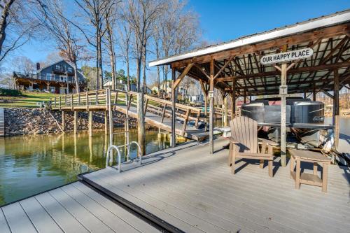 Private Boat Dock Troutman Home on the Water!