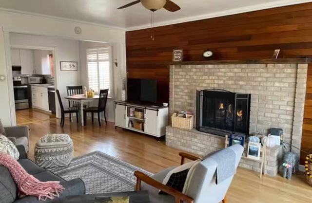 Private Cottage Retreat in the Heart of the West