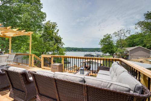 Private Dock and Fire Pit Lake of the Ozarks Home!