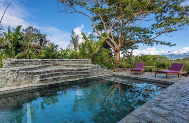 Private Family/Group Compound with Bali Inspired Pool and Amazing Views!
