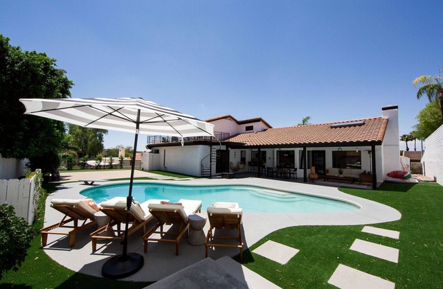 Private Family Oasis+Heated Pool+Golf+Hike+Dink Pickleball Court