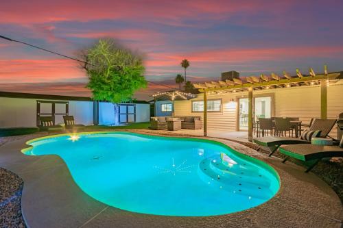 Private Family Pool Oasis Near Old Town Scottsdale