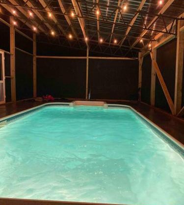 Private Farmhouse with Hot Tub