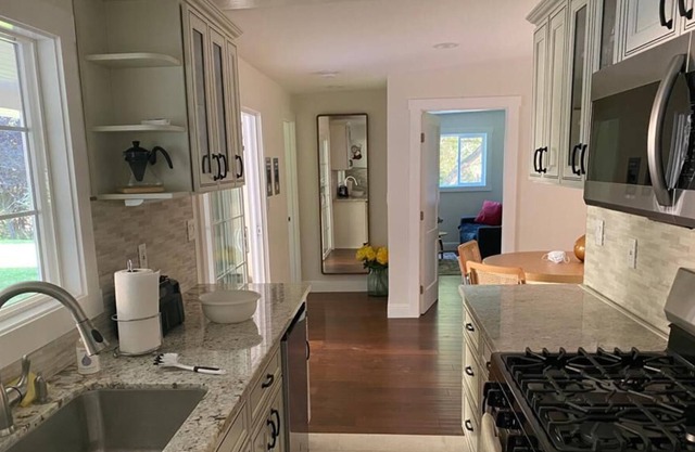 Private Garden Cottage