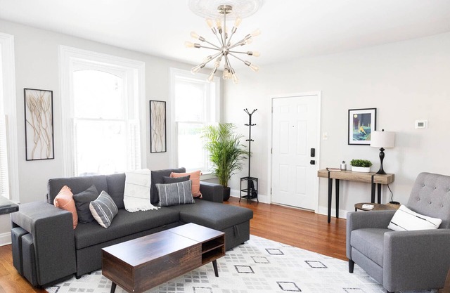 Private Ground Level 2BR Condo