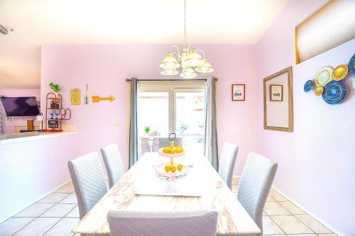 Private Guestrooms in North Las Vegas Area