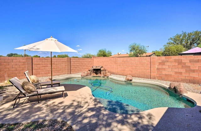 Private Heated Pool: Phoenix Sanctuary w/Foosball