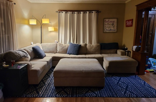 Private home-near EAA