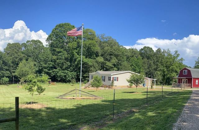 Private home on working hobby farm
