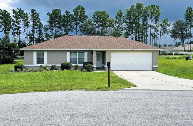 Private Home Screened in Patio and Pool with Privacy Fence