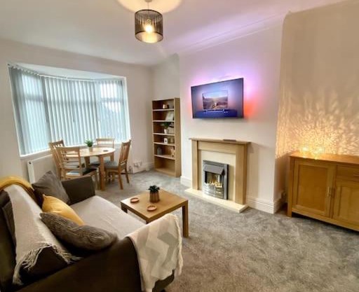 Private Northumberland Apartment - FREE PARKING