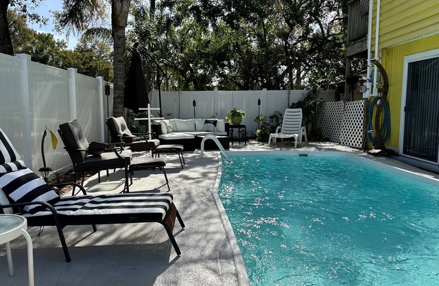 Private Oasis W/Pool Walk to Gulf, Fish, Bike Trail, & More!