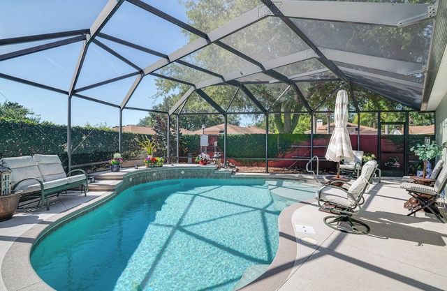 Private Pool & Golf Cart! Villa By Spanish Springs