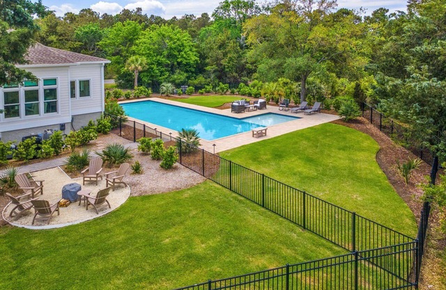 Private Pool, Grill, Large Screen Porch, Near Ocean