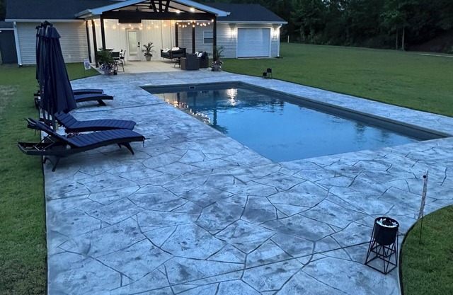 Private Pool house in Mullins